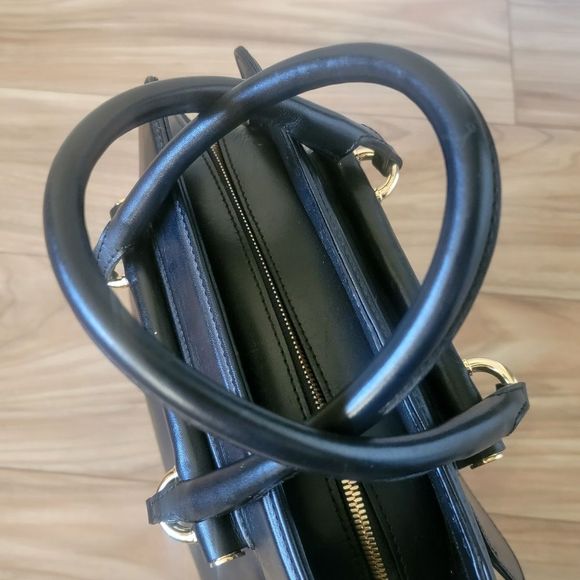 AEVHA London Hanbeau Embossed Structured Large Leather Doctor Satchel in Black - Picture 10 of 16